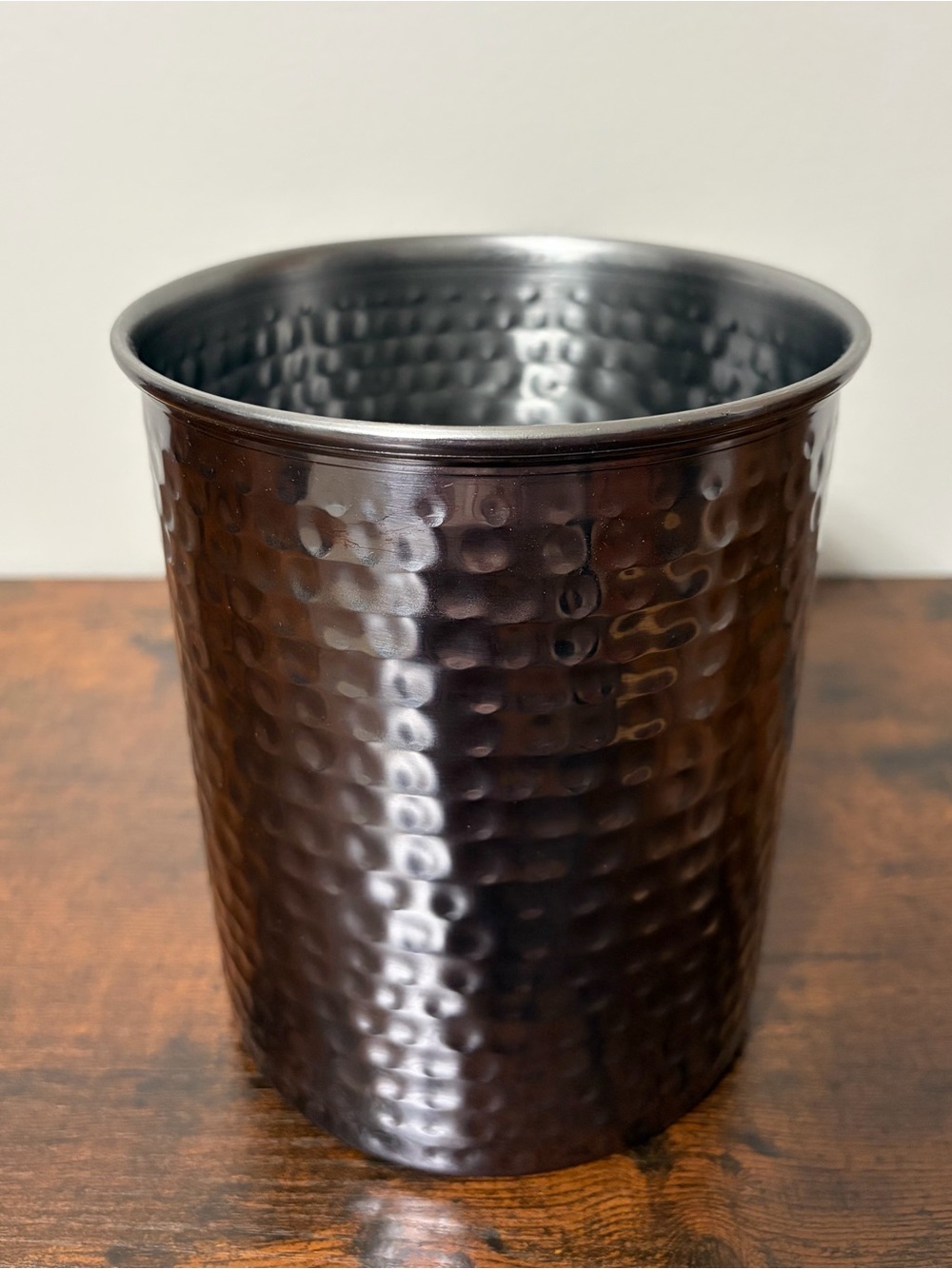 Hammered Metal Utensil Holder - Dark Bronze - Picture 2 of 6